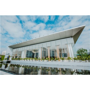 鸿运国际 - 青岛·屿海