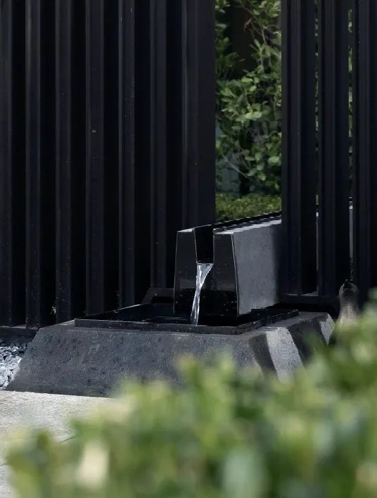 鸿运国际 - 鸿运国际晴翠系丨都会新精睿的绿色生涯表达
