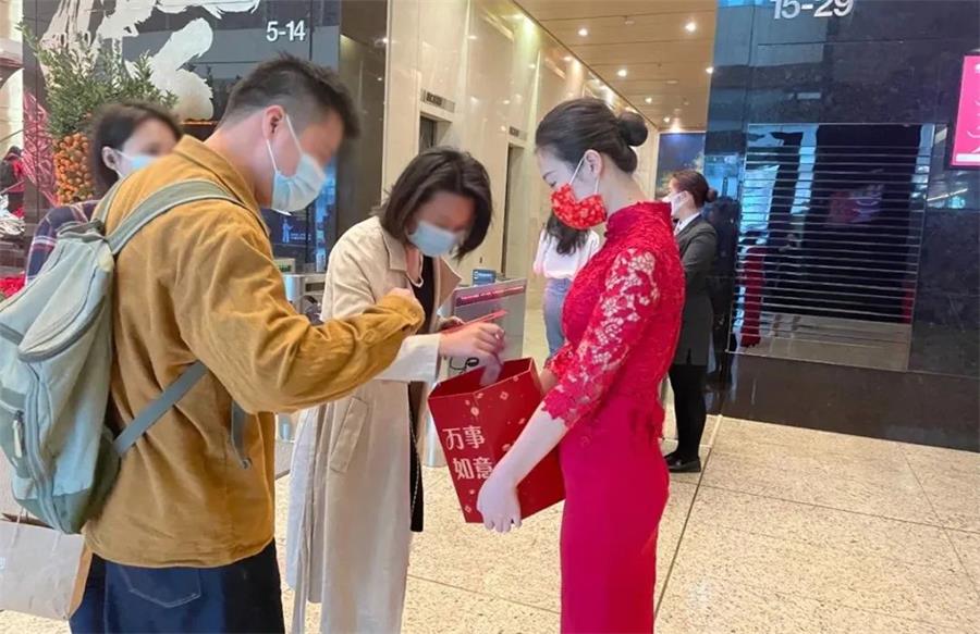 鸿运国际 - 鸿运国际2月丨红红火火“犇”新年，，，，，，敲响牛年开门红！