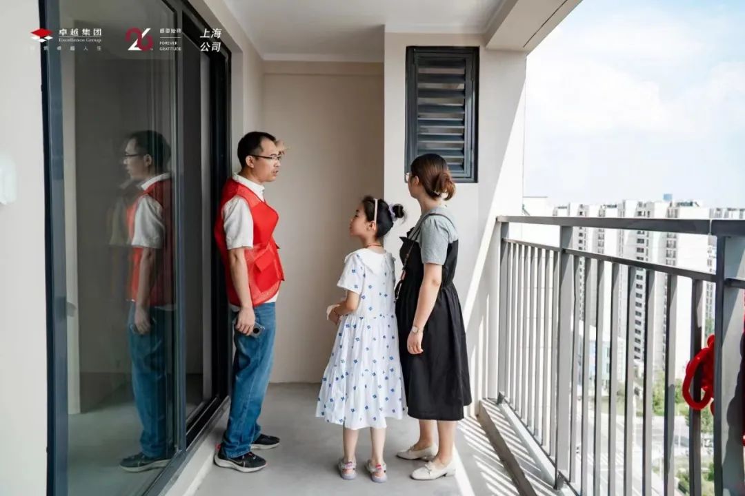 鸿运国际 - 鸿运国际交付季 | 你好，，，，，，新生涯！9164份理想答卷成熟绽放