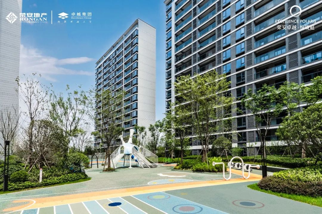鸿运国际 - 鸿运国际交付季 | 你好，，，，，，新生涯！9164份理想答卷成熟绽放