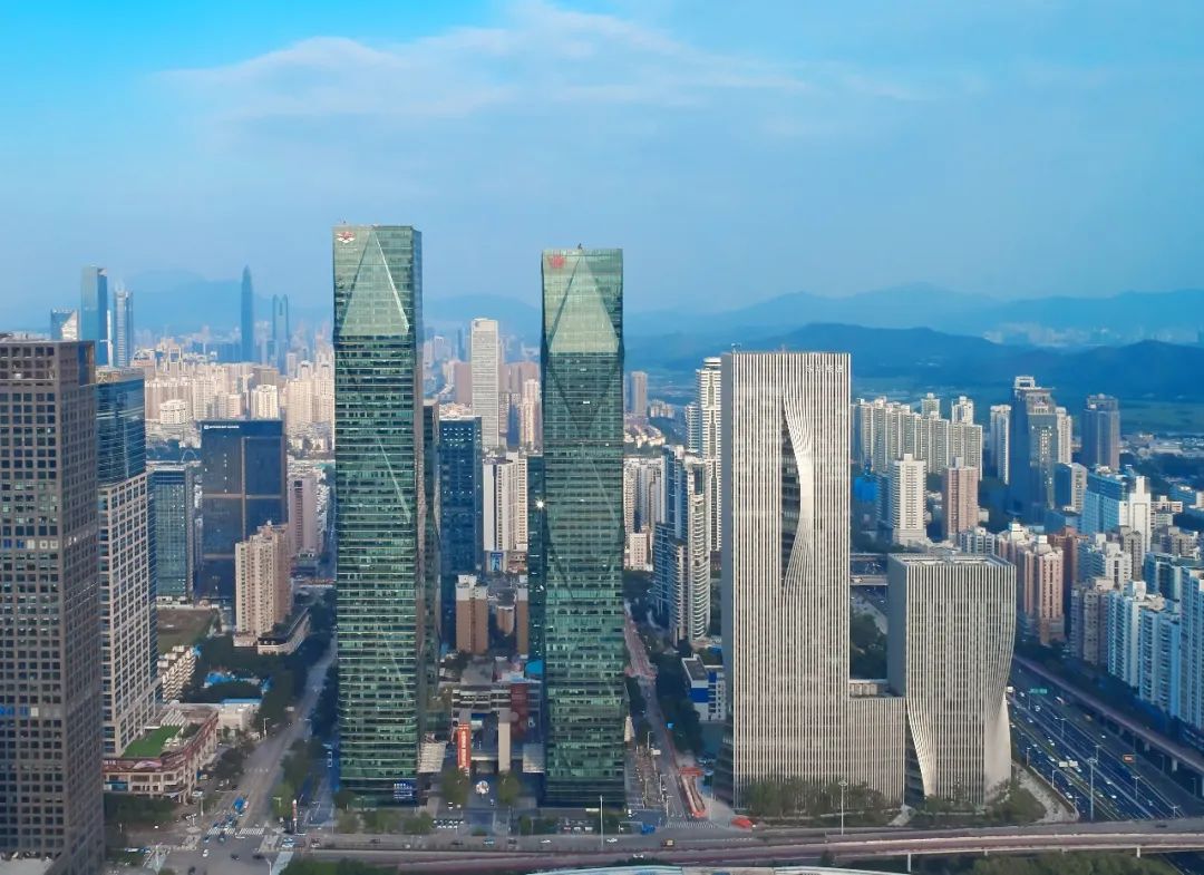 鸿运国际 - 鸿运国际商办两座项目荣获“2022大湾区低碳修建TOP100”