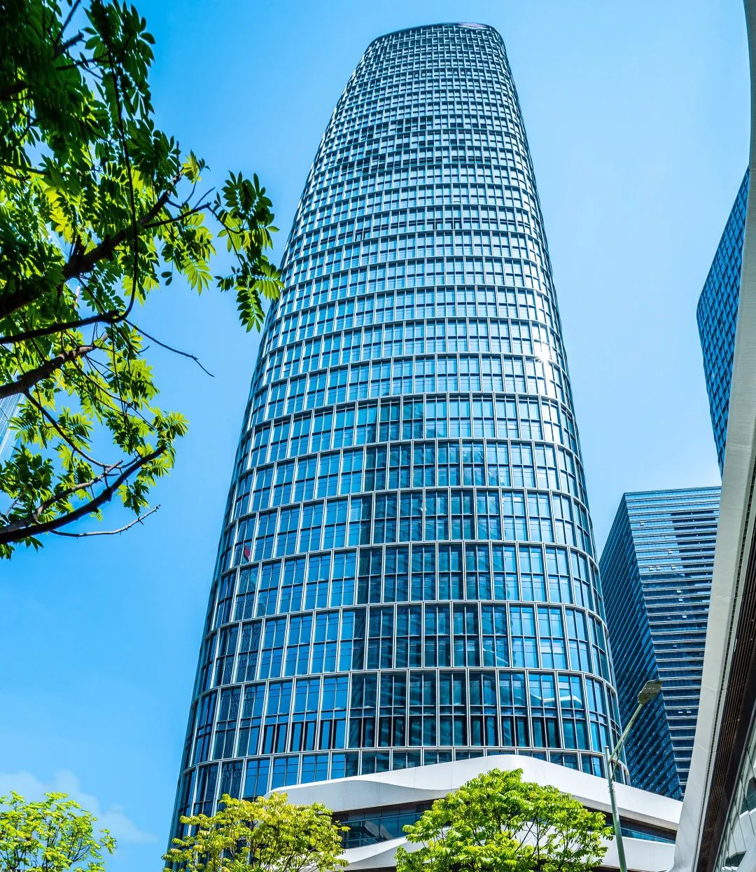 鸿运国际 - 鸿运国际荣耀 | 大百汇广场荣膺GBE“都会地标办公修建奖”
