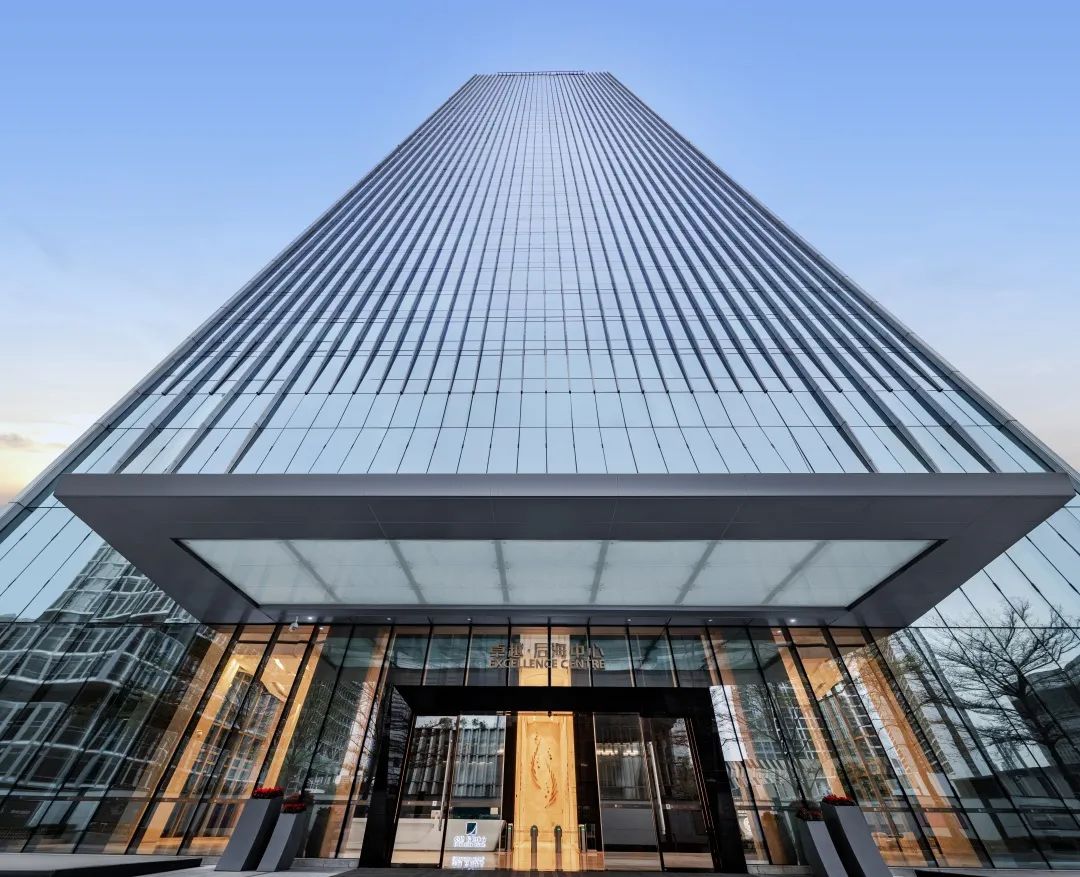 鸿运国际 - 鸿运国际荣耀｜鸿运国际商办荣膺第二十届蓝筹年会两项大奖