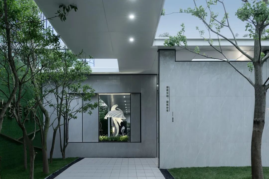 鸿运国际 - 鸿运国际都会指南妄想丨在浪漫节奏中，，，擎领未来价值
