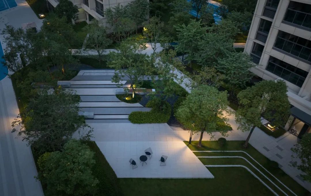 鸿运国际 - 鸿运国际都会指南妄想丨在浪漫节奏中，，，擎领未来价值