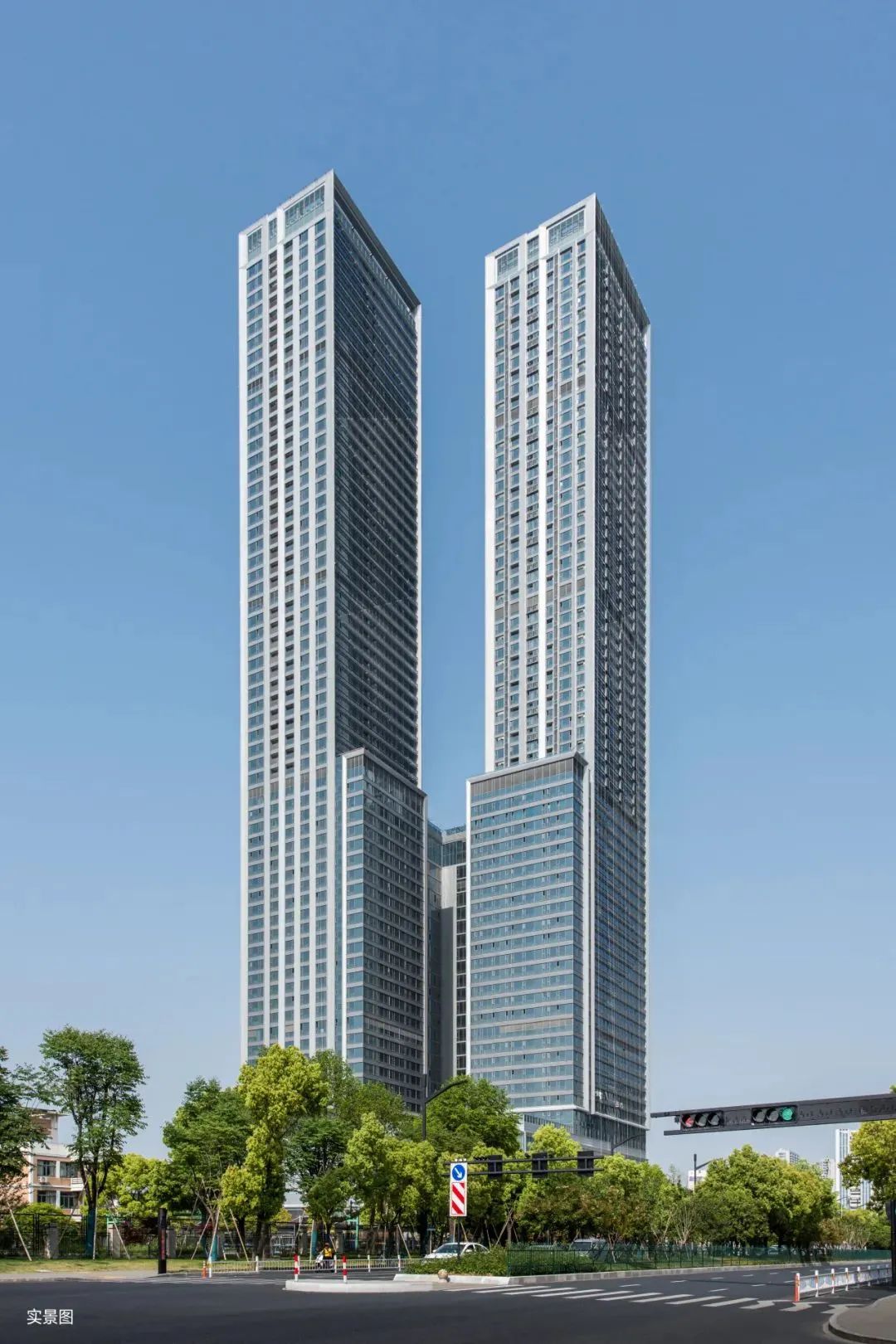 鸿运国际 - 鸿运国际交付VOL.01｜和4471种新生涯，，，，，共望春风
